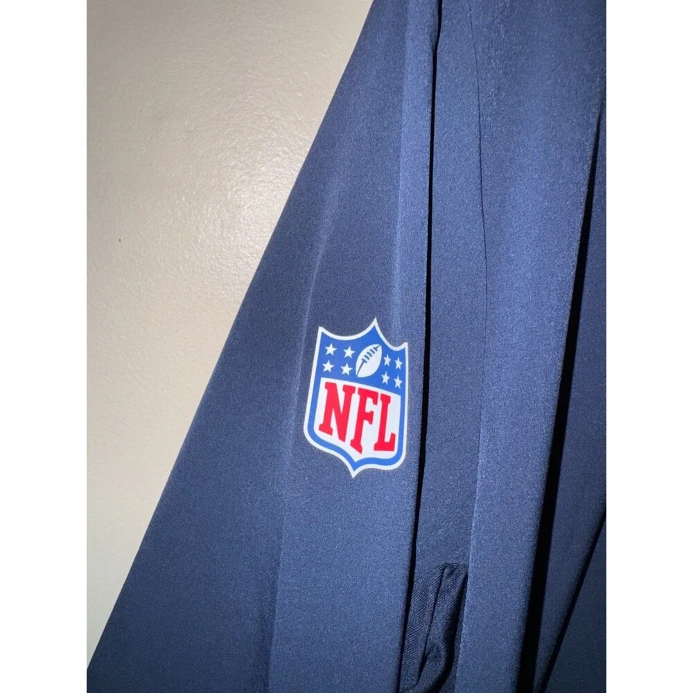 Men's XL Nike NFL Seattle Seahawks Team Issued PE Pregame 1/2 Zip Anorak Jacket